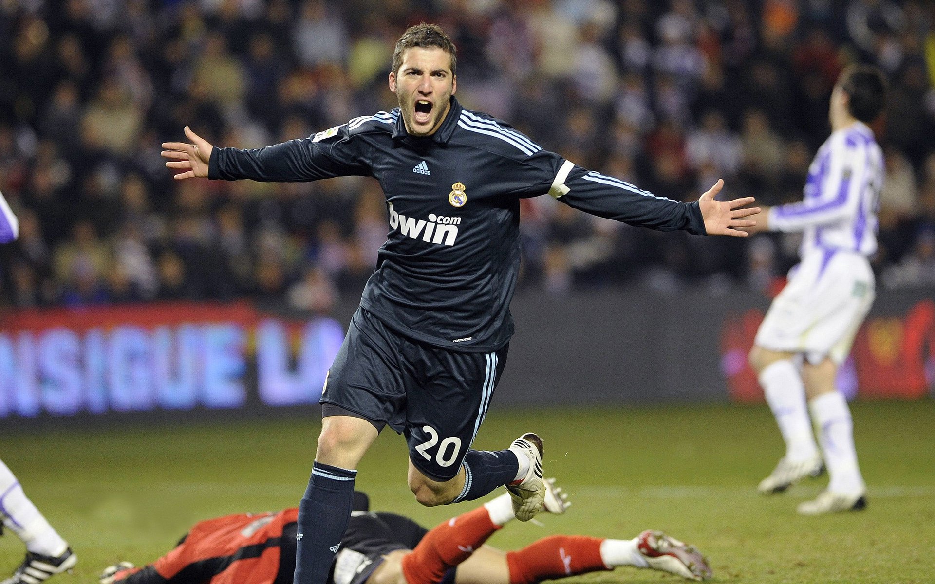 中国足球球员逆境得分能力趋势追踪，中国足球最成功的球员_中国足球天才球员